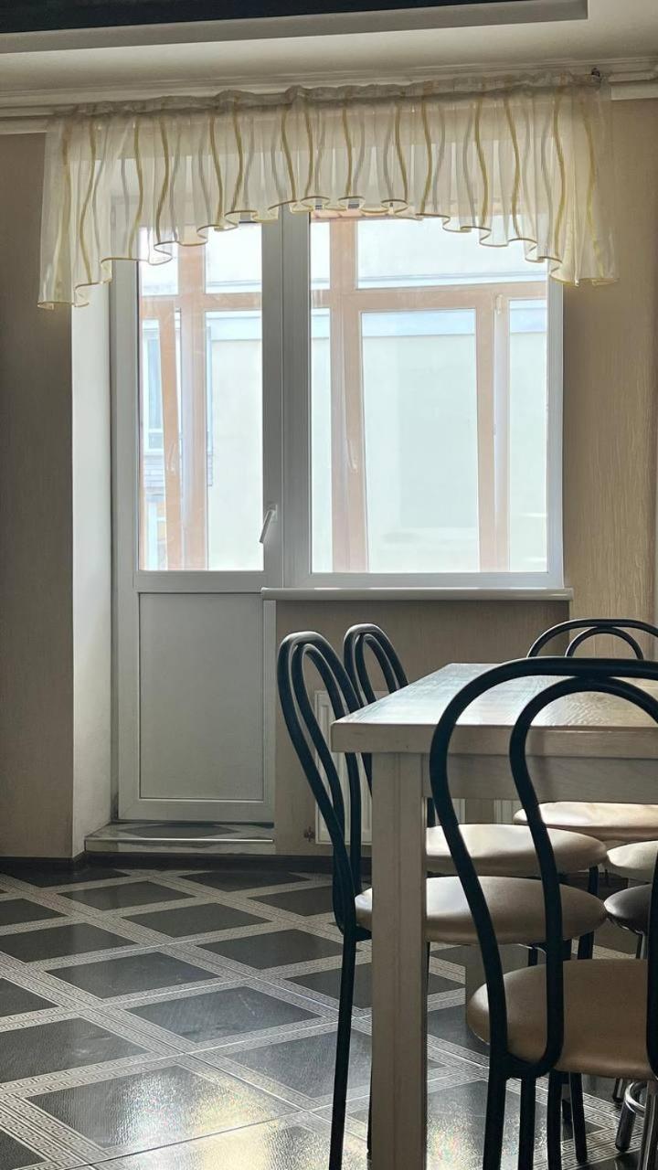 Chernigov City Apartments Na Peremohy Εξωτερικό φωτογραφία