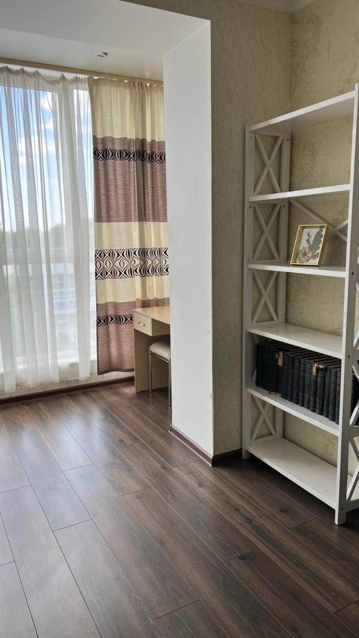 Chernigov City Apartments Na Peremohy Εξωτερικό φωτογραφία